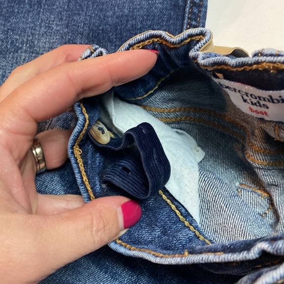 Boys Abercrombie boot cut jeans - Picture 3 of 5
